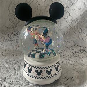 Disney Mickey & Minnie Musical Snow Globe "Rock Around the Clock" Used Enesco